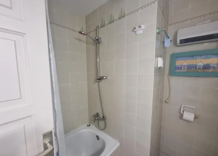 Estudio A 200m De La Playa De Riells, Ideal Parejas - Hisp-236-157